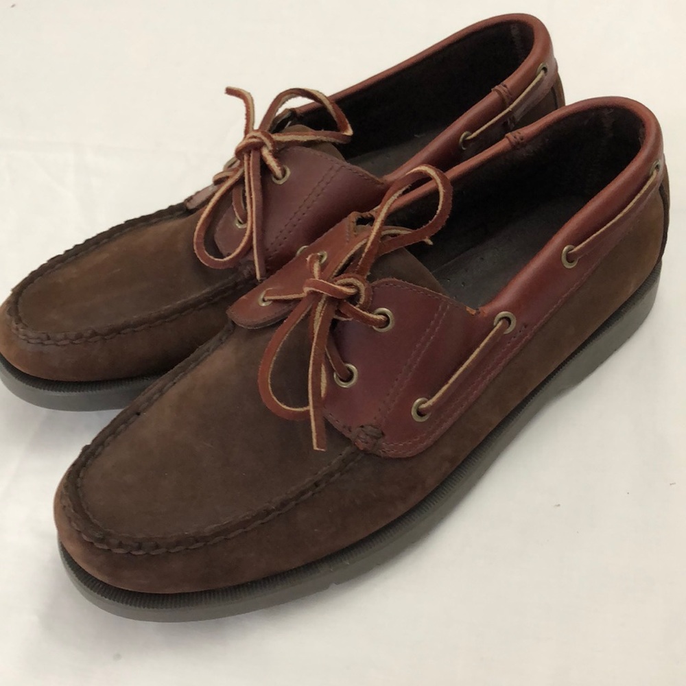 Near New ROCKPORT Sz 9.5 Brown Leather Boat Shoes